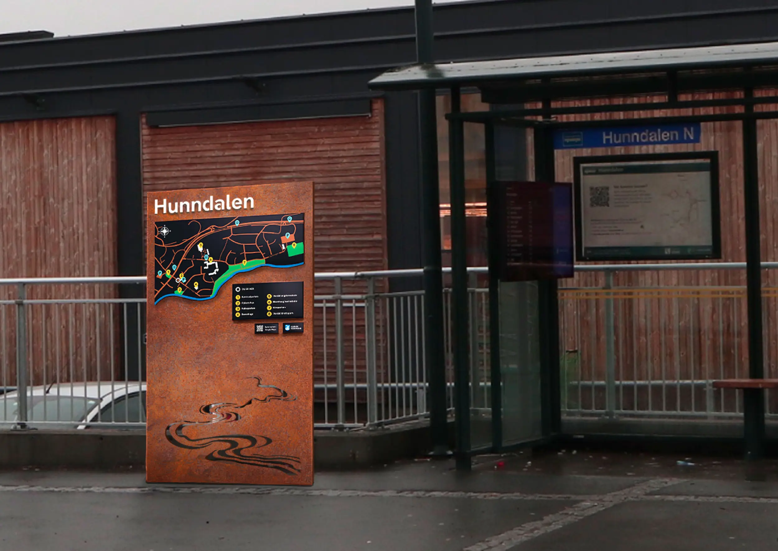 Oversiktsskilt med kart og QR-kode